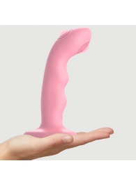 Розовая насадка-стимулятор Strap-On-Me Tapping Dildo Wave - Strap-on-me - купить с доставкой в Орле