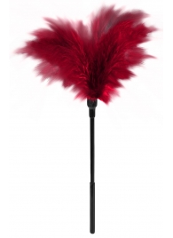 Пластиковая метелочка с красными пёрышками Small Feather Tickler - 32 см. - Blush Novelties - купить с доставкой в Орле
