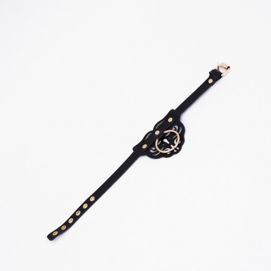 Черный чокер с клепками и золотистой фурнитурой - Crazy Handmade - купить с доставкой в Орле Черный чокер с клепками и золотистой фурнитурой - Crazy Handmade - купить с доставкой в Орле